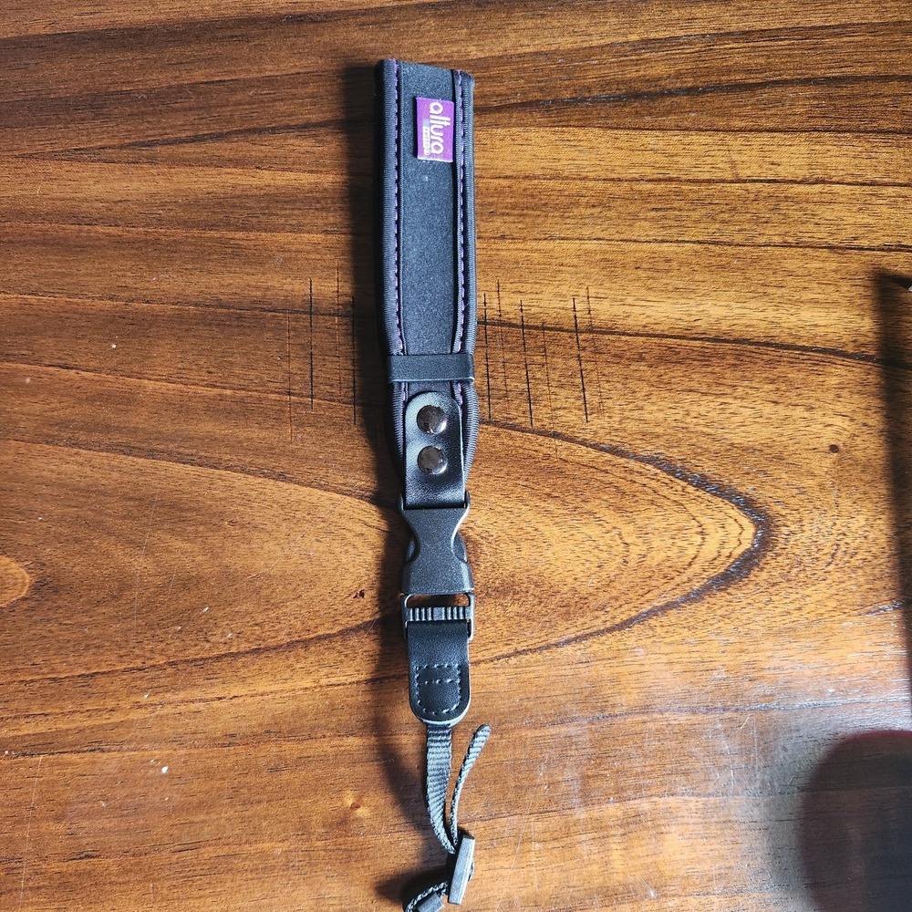 Alturo photo rapid fire camera wrist strap